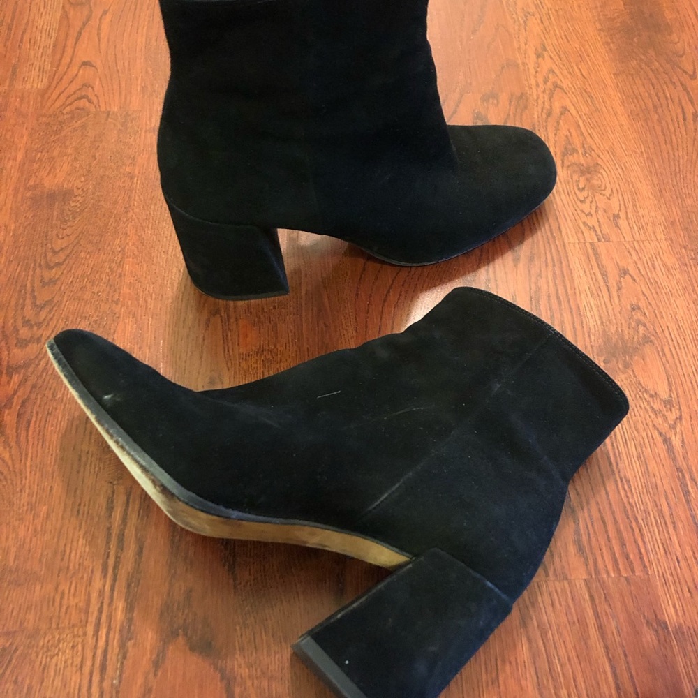 Ladies booties - Picture 2 of 4
